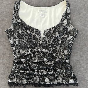 White House Black Market Sleeveless Lace Top Sz 4